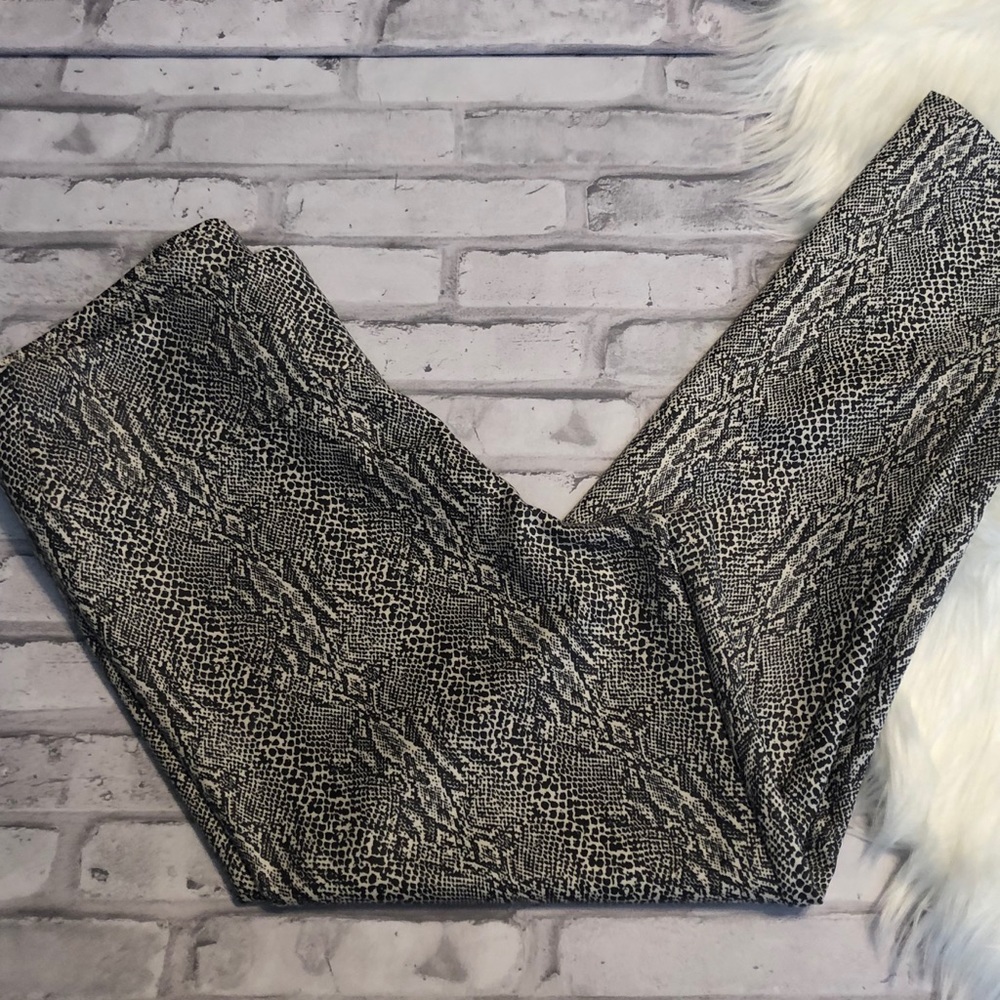 EXPRESS snake print high waisted leggings